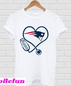 Nurse New England Patriots heart T-shirt