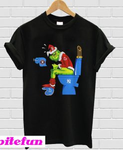 Boston Red Sox Grinch Sitting On New York Yankees Toilet T-shirt