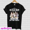 Never underestimate an old man who understands baseball and love New York Yankees T-Shirt