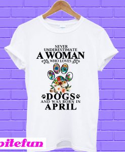 I am a simple woman I like sunshine horses dogs T-Shirt