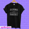 Decolonize your bookshelf T-shirt