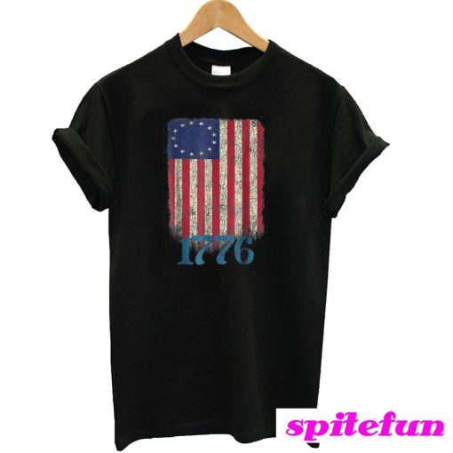 Betsy Ross Flag 1776T-Shirt