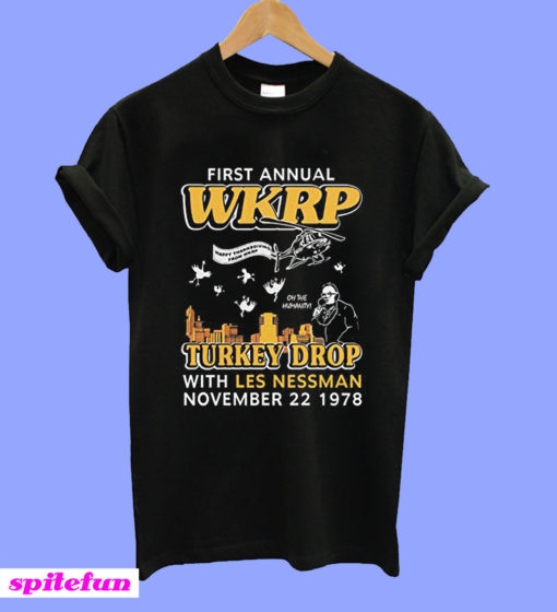 Sleeky First Annual WKRP Turkey Drop Les Nessman T-Shirt
