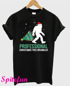 Bigfoot Carrying Christmas Tree Funny Sasquatch Santa T-Shirt