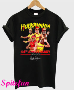 Hulkamania 44th Anniversary 1976-2020 Signature T-Shirt