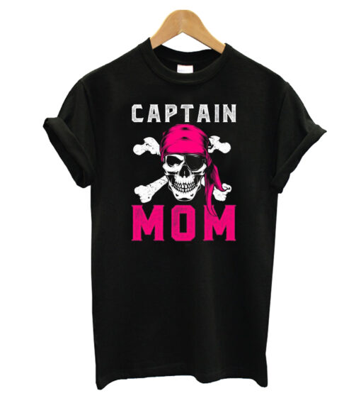 Captain mom funny pirate T-Shirt